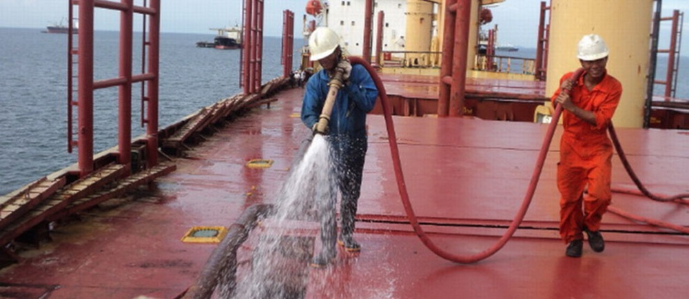 Ship’s holds Hatches water-tightness surveys